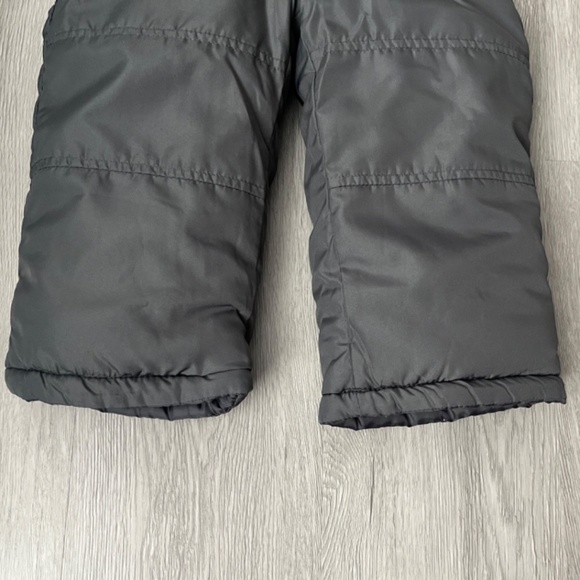 Osh Kosh B'gosh Toddlers Boys Girls Bib Ski Snow Suit Gray Overalls Size 3T - Picture 3 of 10